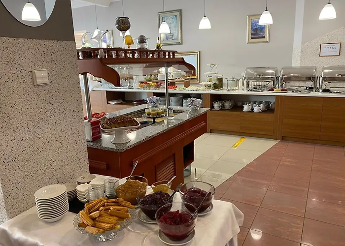 Eva פארק נופש מארנגובו