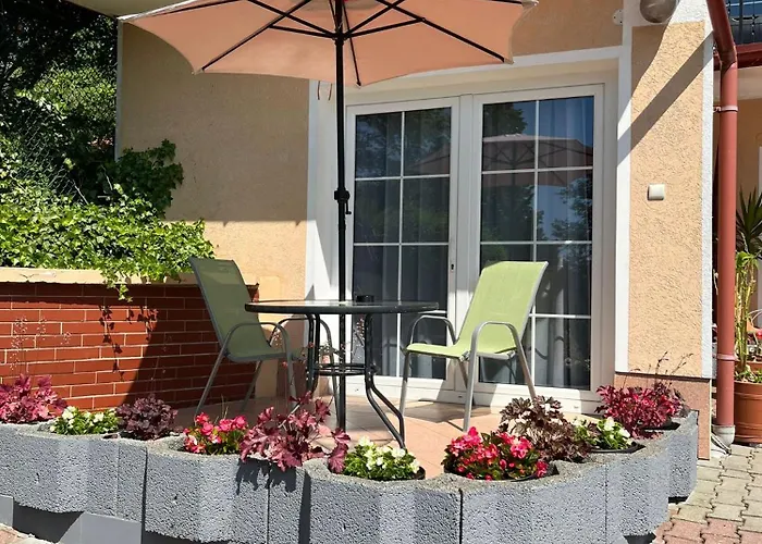 Eva פארק נופש