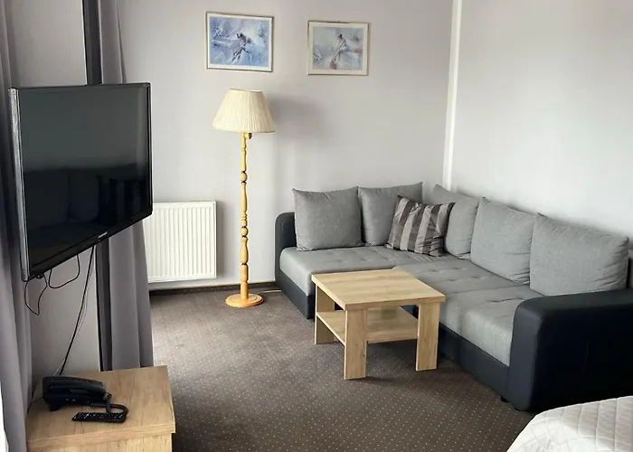 Eva 3* מארנגובו